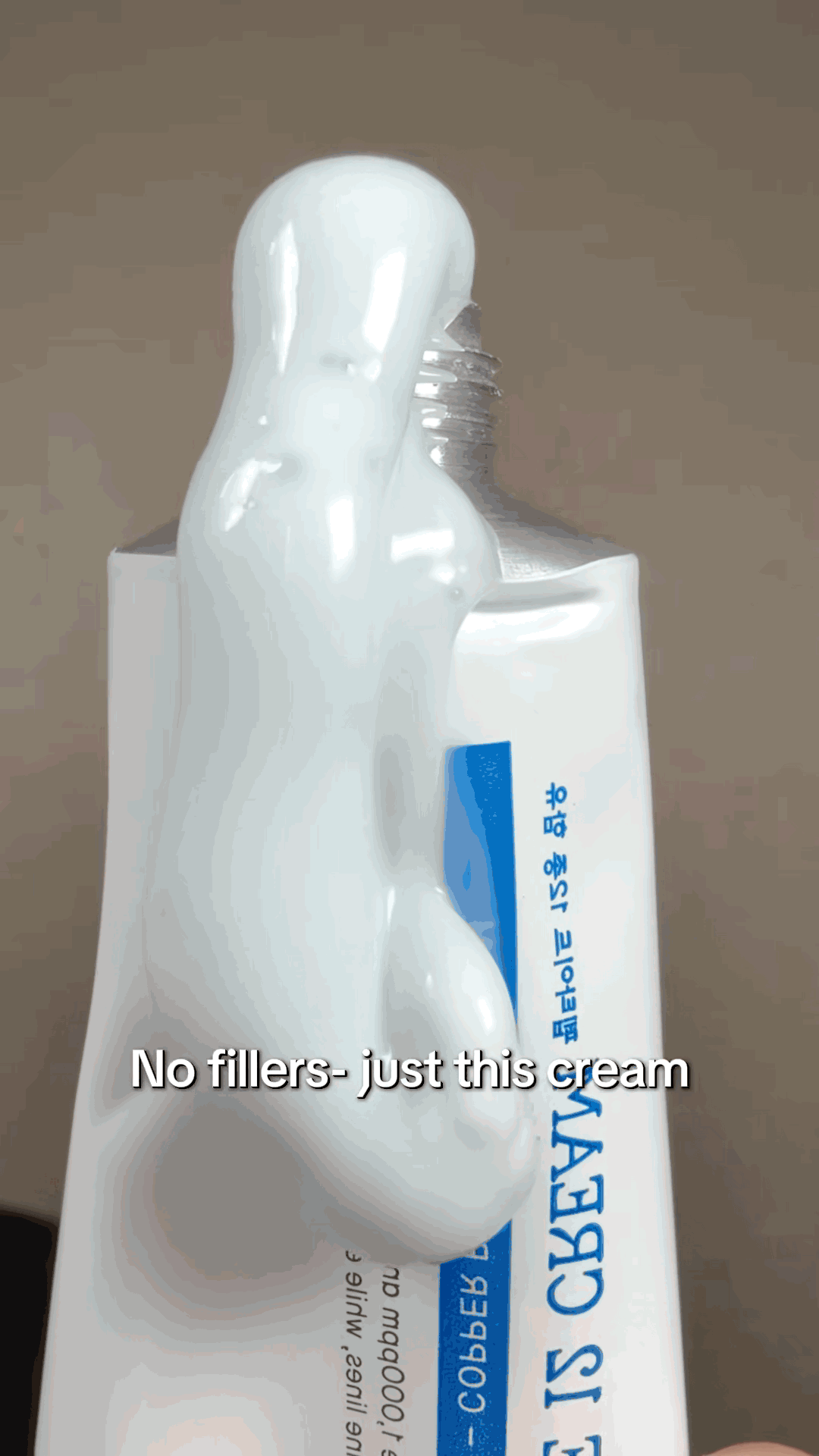 e70a71d19e3fe58d42d47ef37d6b6db07c38940312f62840b6779db90738cfae.gif